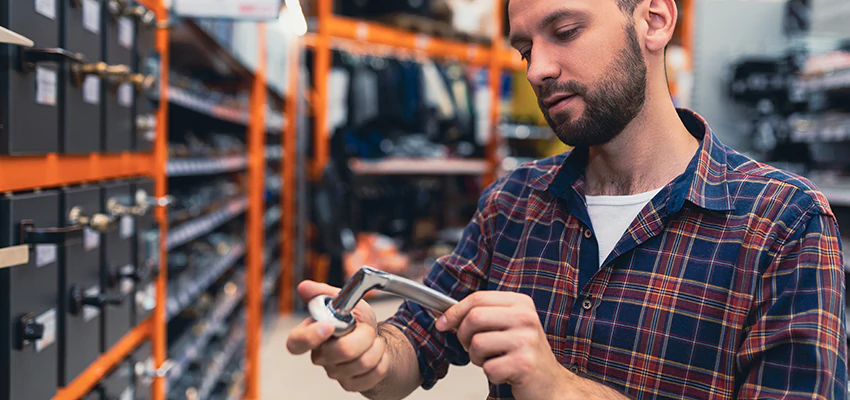 Locksmith For Retail Stores Lockout Services in Desert Palms, California